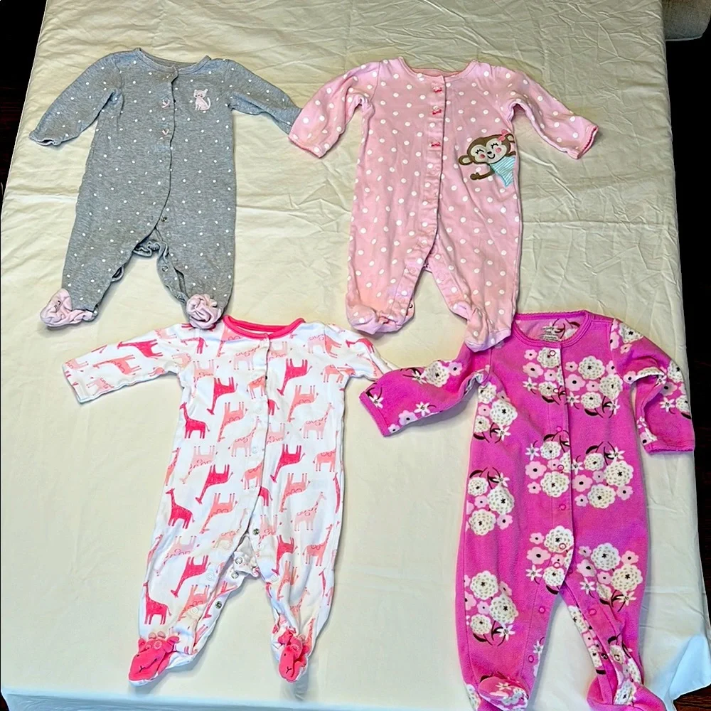Carter's size 9 month bundle. Gray and Pink Footies pajamas with Cozy Designs.